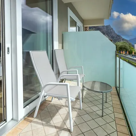 Ideal 4* Limone sul Garda
