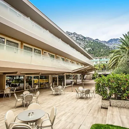 Ideal 4* Limone sul Garda
